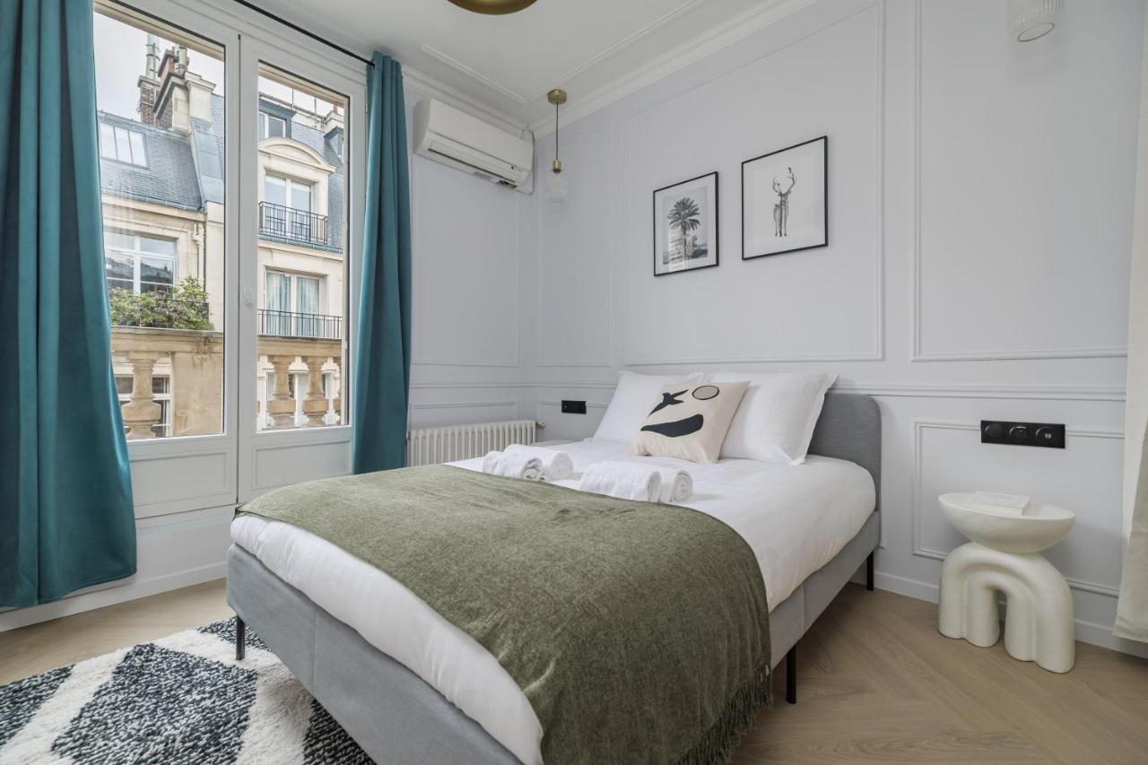 Poetic Stay - Champs Elysees Париж Екстер'єр фото